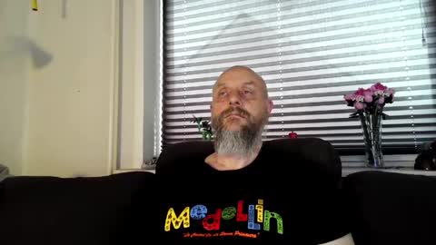 MrLazy online show from May 20, 3:40 pm