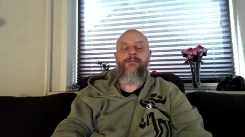 MrLazy online show from May 21, 7:15 am
