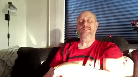 Snapshot of hardmrlazy chatting on May 25, 6:36 pm MrLazy online show from May 25, 6:36 pm