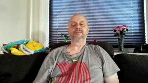 Snapshot of hardmrlazy chatting on May 27, 5:32 pm MrLazy online show from May 27, 5:32 pm