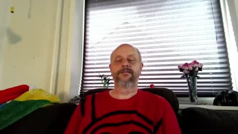 Snapshot of hardmrlazy chatting on June 28, 1:17 pm MrLazy online show from June 28, 1:17 pm