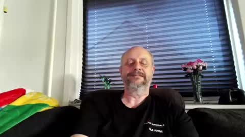 Snapshot of hardmrlazy chatting on June 29, 6:08 pm MrLazy online show from June 29, 6:08 pm