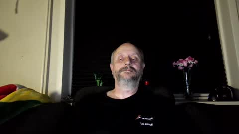 Snapshot of hardmrlazy chatting on July 7, 12:46 am MrLazy online show from July 7, 12:46 am