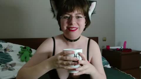 Void online show from November 17, 8:36 pm