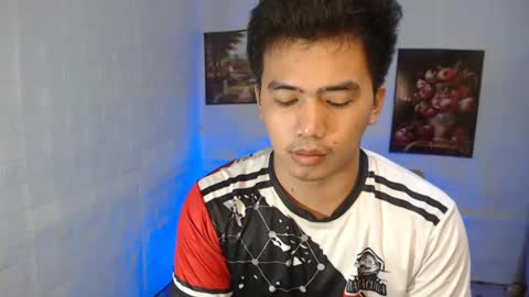 Snapshot of hardnight_100 chatting on February 13, 6:48 pm erwin online show from February 13, 6:48 pm