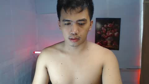 Snapshot of hardnight_100 chatting on March 1, 6:32 pm erwin online show from March 1, 6:32 pm