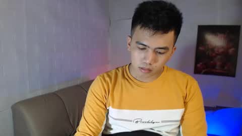 Snapshot of hardnight_100 chatting on March 10, 7:07 pm erwin online show from March 10, 7:07 pm