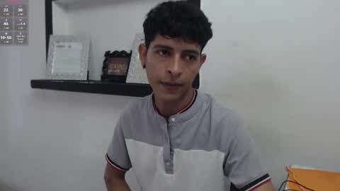 Snapshot of hardsexlove08 chatting on October 17, 9:06 pm Andres Dean online show from October 17, 9:06 pm