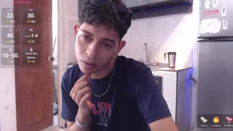 Andres Dean online show from December 5, 7:10 pm