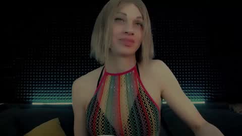 Snapshot of hardy_green chatting on January 13, 3:45 am Miss Hardy online show from January 13, 3:45 am