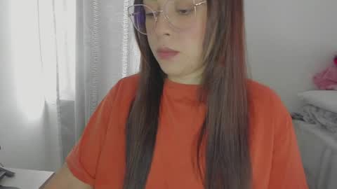 Snapshot of harleynapier chatting on June 6, 4:12 pm Natii online show from June 6, 4:12 pm