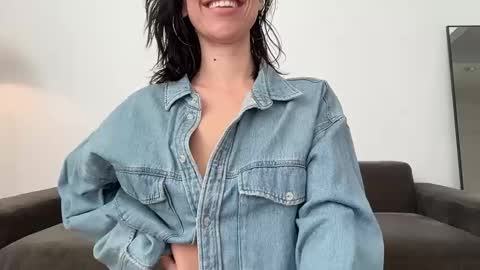 Snapshot of harlow_xo chatting on February 13, 5:20 pm Harlow online show from February 13, 5:20 pm