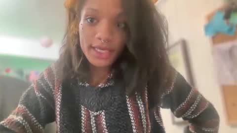 Snapshot of harmonycoxx_ chatting on March 2, 8:50 pm Nicky online show from March 2, 8:50 pm