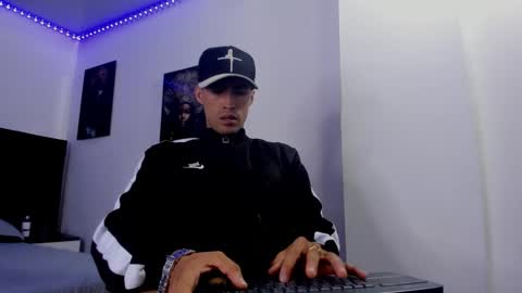 harold_999 online show from November 1, 2:57 am