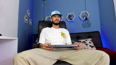 harold_999 online show from April 29, 6:17 am