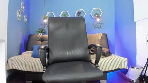 harold_999 online show from May 8, 3:50 pm