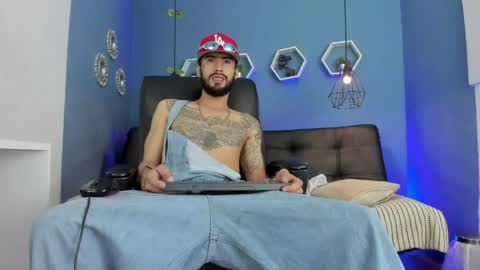 harold_999 online show from May 9, 8:08 am