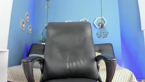 harold_999 online show from May 10, 12:05 am