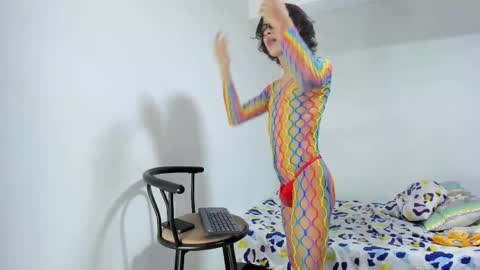 Snapshot of harold_sm chatting on October 7, 10:12 am harold sm online show from October 7, 10:12 am