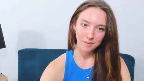 Snapshot of harperbeauty chatting on October 1, 1:39 pm harperbeauty online show from October 1, 1:39 pm