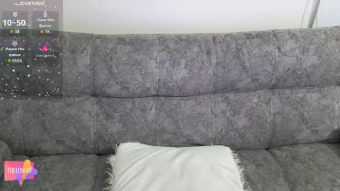 Snapshot of harpertowns chatting on January 31, 12:06 am Harper online show from January 31, 12:06 am