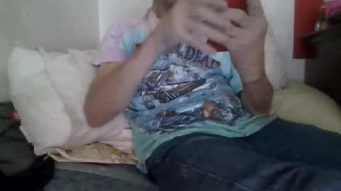 Snapshot of harry1cannary chatting on September 22, 8:33 pm harry1cannary online show from September 22, 8:33 pm