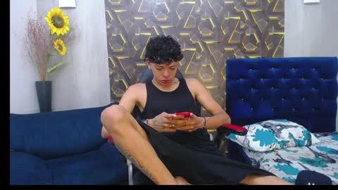 Snapshot of harry_jhonsonn chatting on March 31, 9:04 pm Harry online show from March 31, 9:04 pm