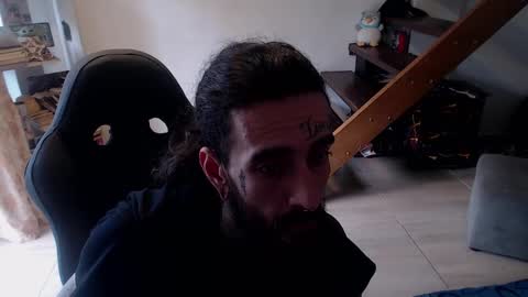 Snapshot of harry_reems_ chatting on January 2, 5:18 pm OMAR online show from January 2, 5:18 pm
