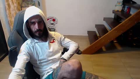 Snapshot of harry_reems_ chatting on January 2, 11:27 pm OMAR online show from January 2, 11:27 pm