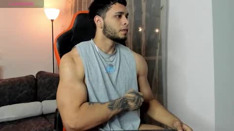 Snapshot of harry_zandess chatting on September 17, 2:13 am Harry Zandes online show from September 17, 2:13 am