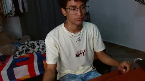 HARRY online show from February 16, 9:11 pm