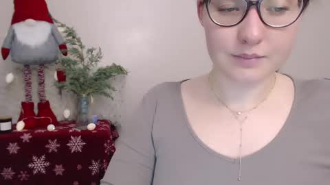 Snapshot of hartfoxx chatting on January 3, 4:00 am hartfoxx online show from January 3, 4:00 am
