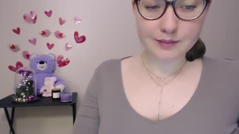 Snapshot of hartfoxx chatting on February 3, 8:24 pm hartfoxx online show from February 3, 8:24 pm