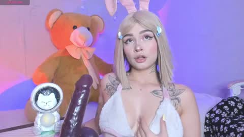 Snapshot of harumi_hentai chatting on December 10, 3:52 am harumi online show from December 10, 3:52 am