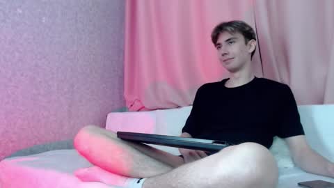 harvey_foster online show from December 17, 3:29 pm