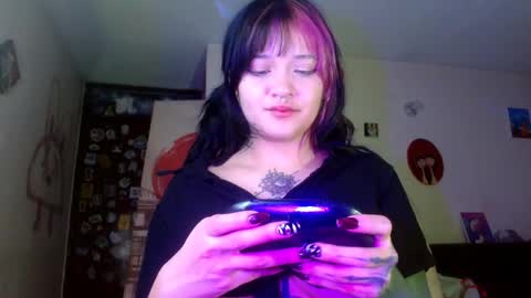 Im Emily and I could be the love of your life    online show from April 27, 3:04 am