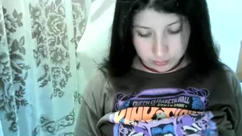 Snapshot of hasley_bbylee chatting on January 5, 1:45 am lady online show from January 5, 1:45 am