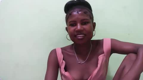 Snapshot of hasleyinah chatting on March 8, 6:34 pm hasleyinah online show from March 8, 6:34 pm