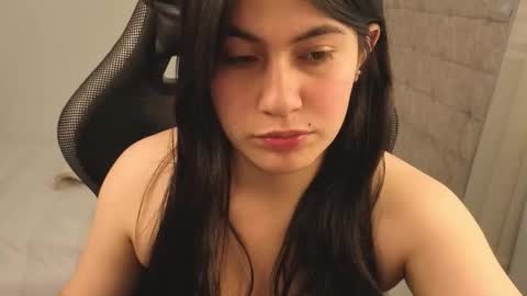 hasszul_2 online show from March 12, 9:54 pm