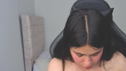 hasszul_2 online show from April 15, 7:58 pm