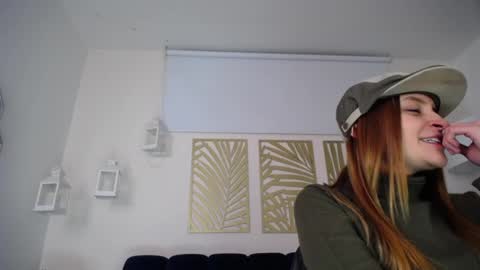 Nicole online show from February 1, 9:54 am