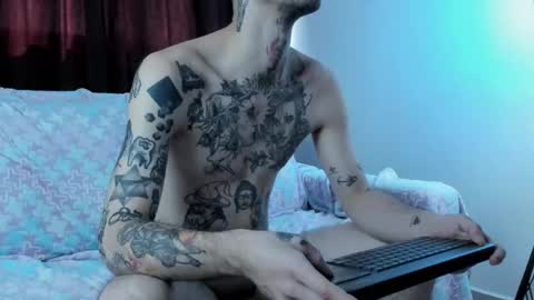 More content   2   online show from November 12, 1:33 pm