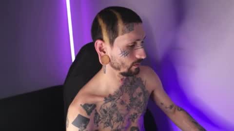 More content   2   online show from March 3, 10:59 pm