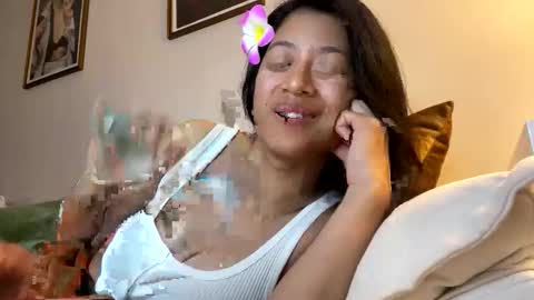 hawaiigirl_ online show from February 16, 5:36 am