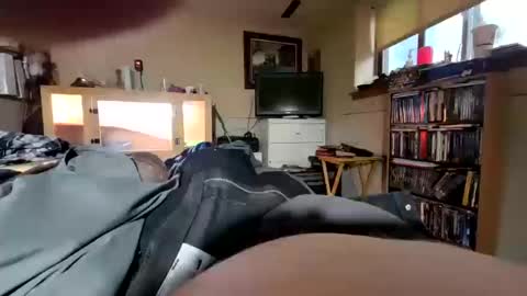 hawkfan1888 online show from October 13, 10:10 pm