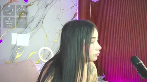 Snapshot of hay1_ chatting on December 24, 9:39 am haylie See you tonight at 8pm Colombia time online show from December 24, 9:39 am