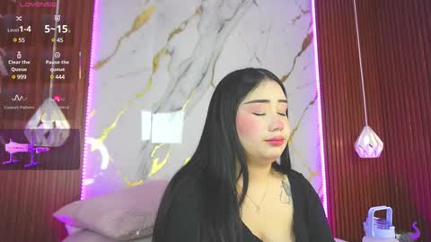 Snapshot of hay1_ chatting on February 12, 4:12 am haylie See you tonight at 8pm Colombia time online show from February 12, 4:12 am