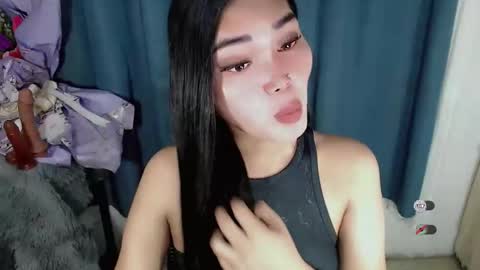 haylee online show from May 17, 12:08 am