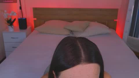 Hayle online show from November 10, 1:26 am