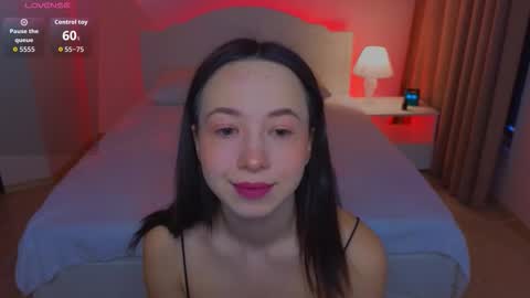 Hayle online show from December 1, 2:38 am